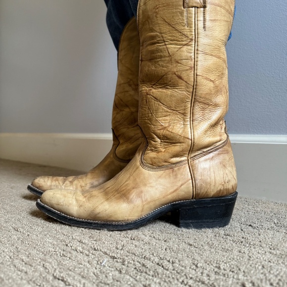 Don Quijote Western Boots in Light Tan - Picture 4 of 13